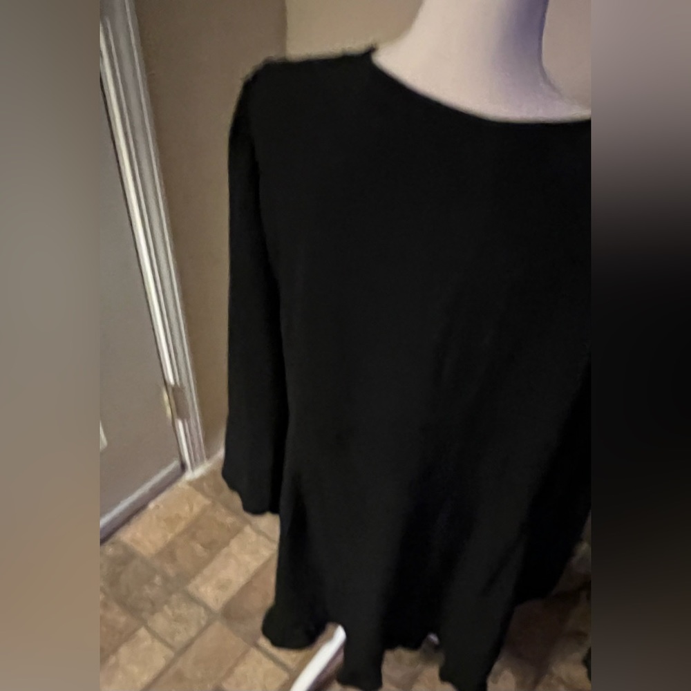 ASOS DESIGN Black wrap dress (plus) US 24 - Picture 4 of 4